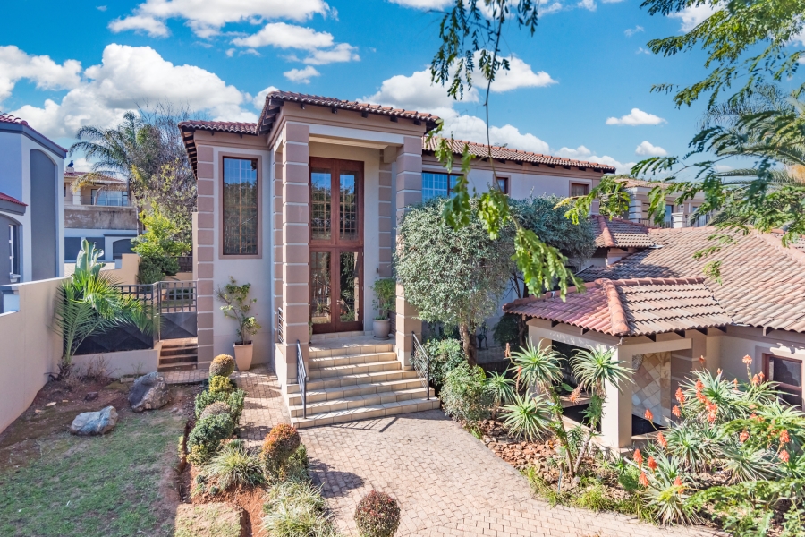 3 Bedroom Property for Sale in Ruimsig Country Estate Gauteng