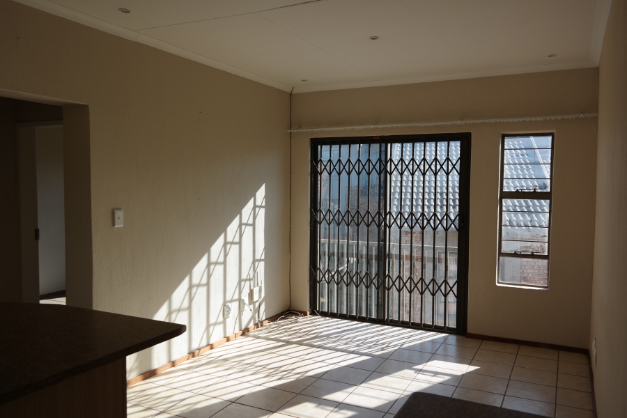 To Let 2 Bedroom Property for Rent in Noordheuwel Gauteng