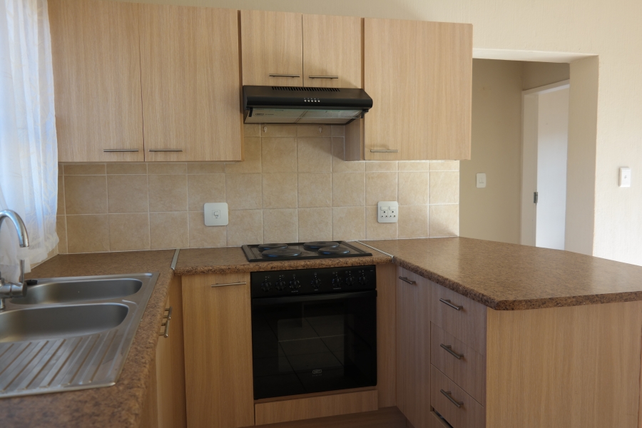 To Let 2 Bedroom Property for Rent in Noordheuwel Gauteng