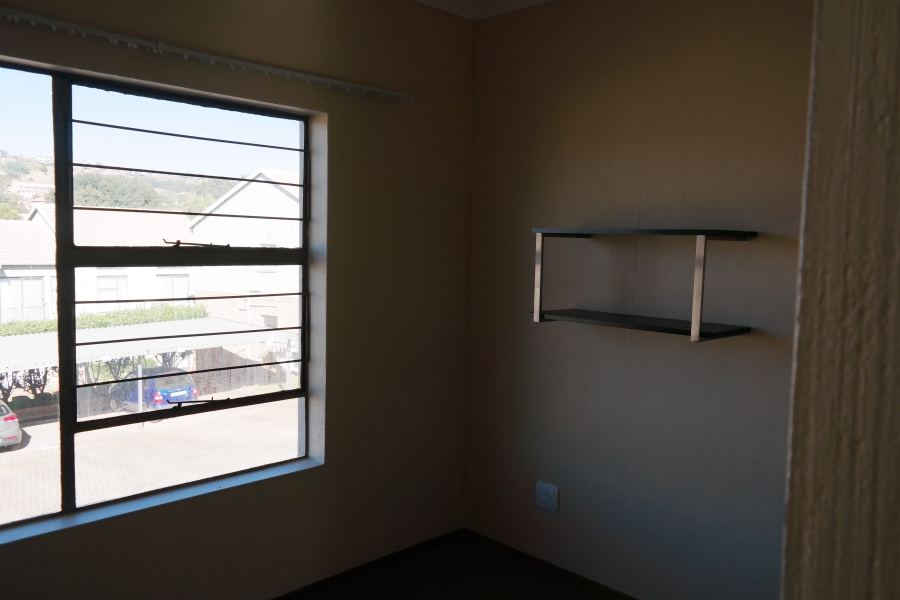 To Let 2 Bedroom Property for Rent in Noordheuwel Gauteng