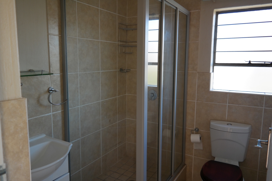 To Let 2 Bedroom Property for Rent in Noordheuwel Gauteng
