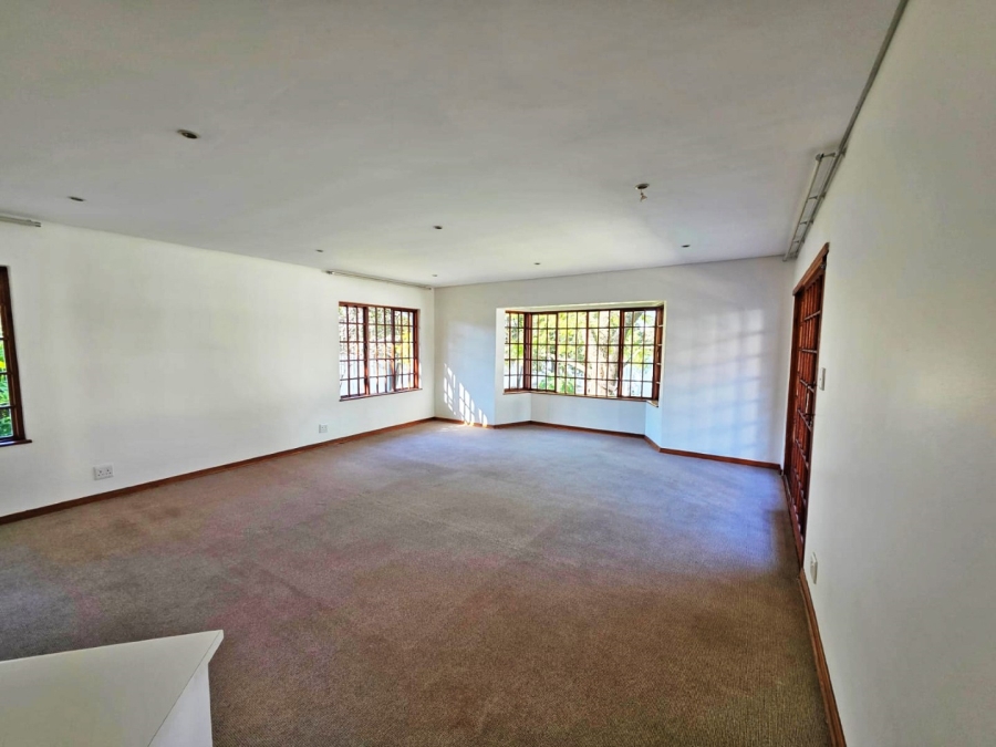 5 Bedroom Property for Sale in Bryanston Gauteng