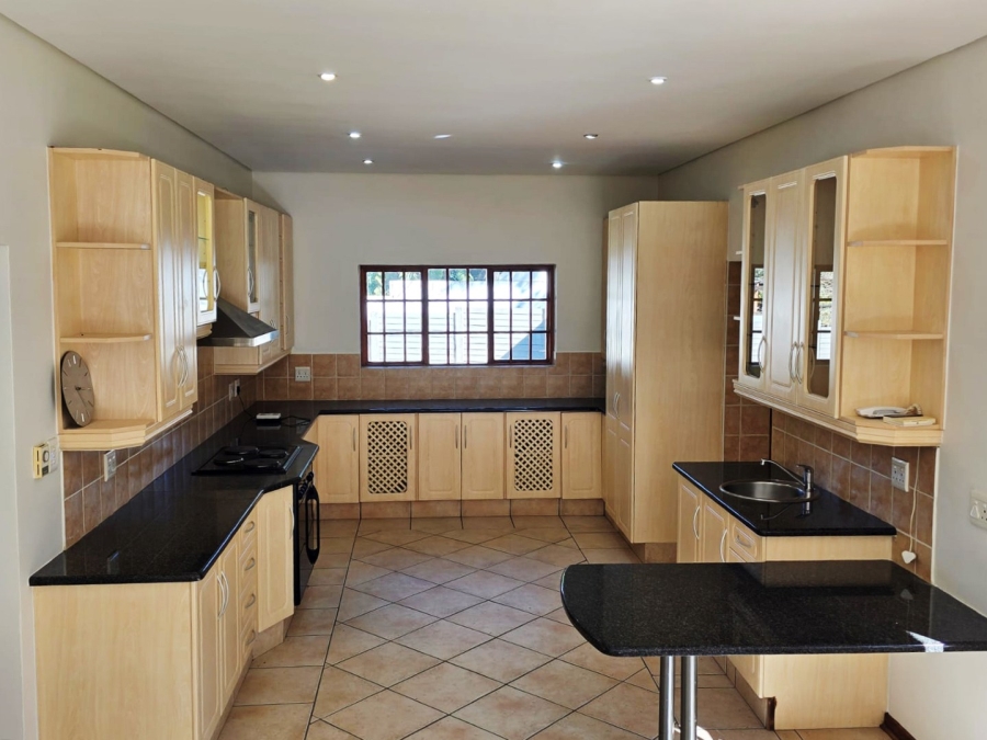 5 Bedroom Property for Sale in Bryanston Gauteng