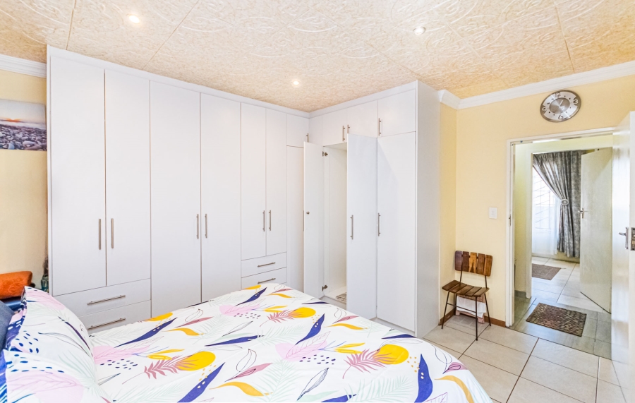 4 Bedroom Property for Sale in Cosmo City Gauteng