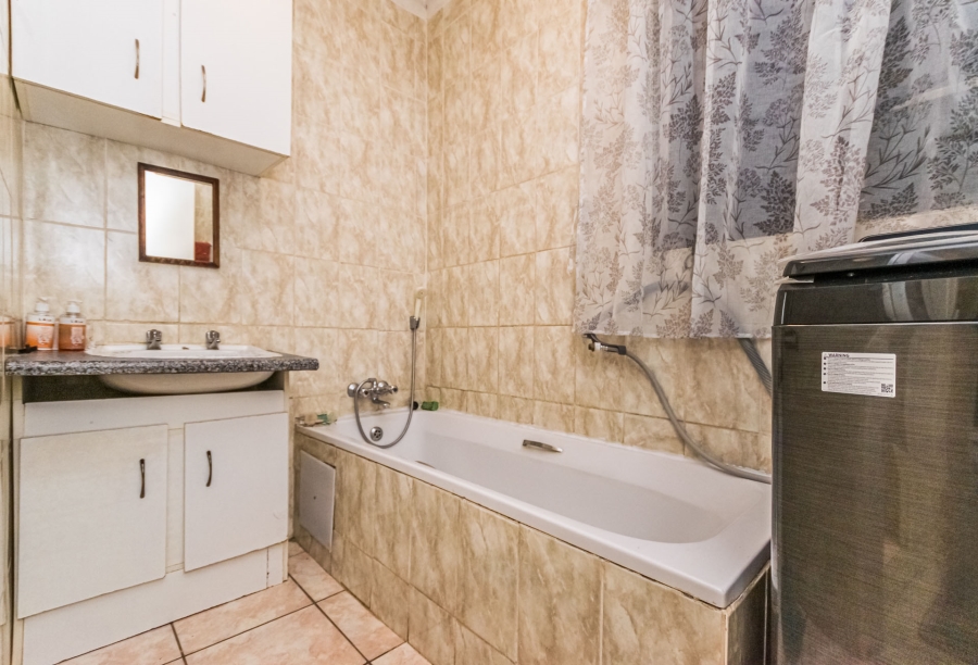 4 Bedroom Property for Sale in Cosmo City Gauteng