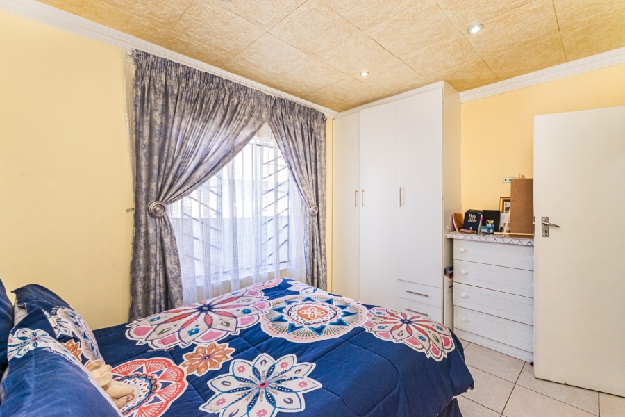4 Bedroom Property for Sale in Cosmo City Gauteng