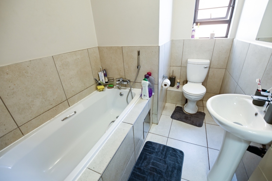3 Bedroom Property for Sale in Zambezi Manor Lifestyle Estate Gauteng