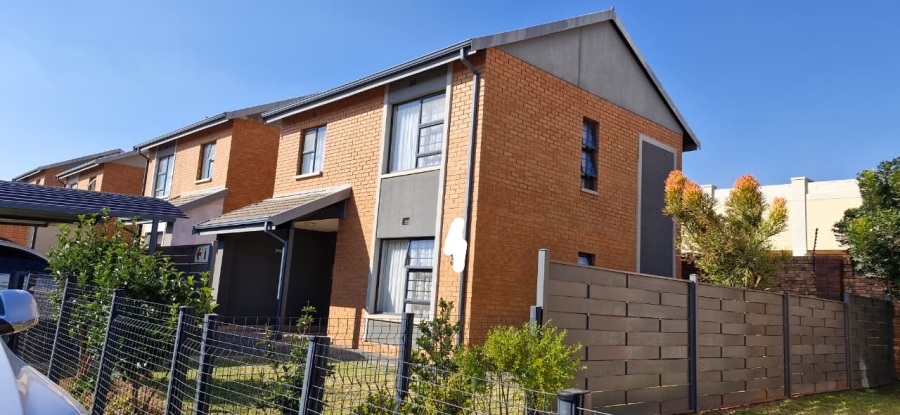 3 Bedroom Property for Sale in Derdepoort Gauteng