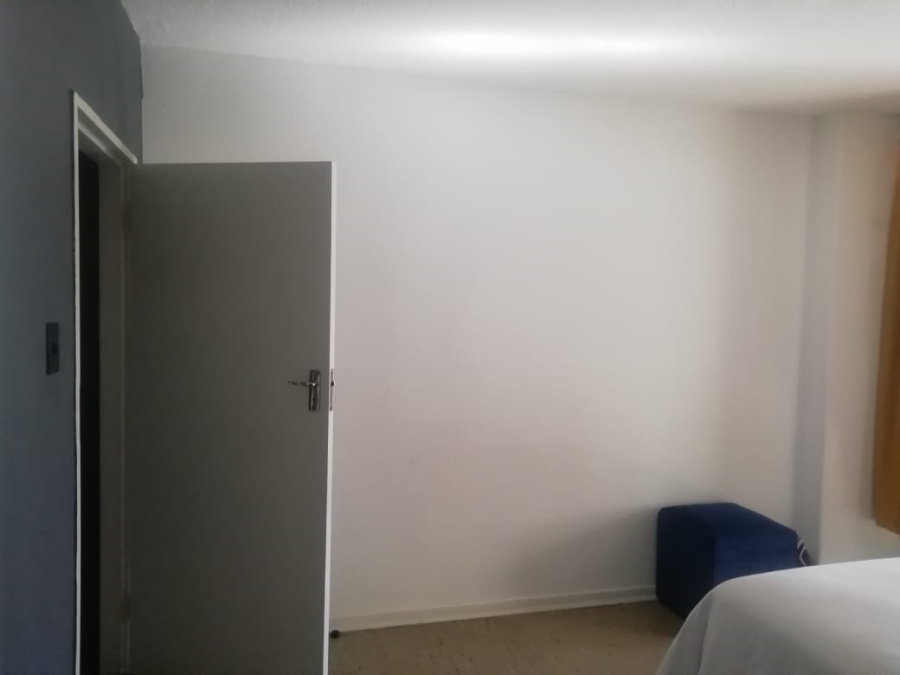 2 Bedroom Property for Sale in Pretoria Central Gauteng
