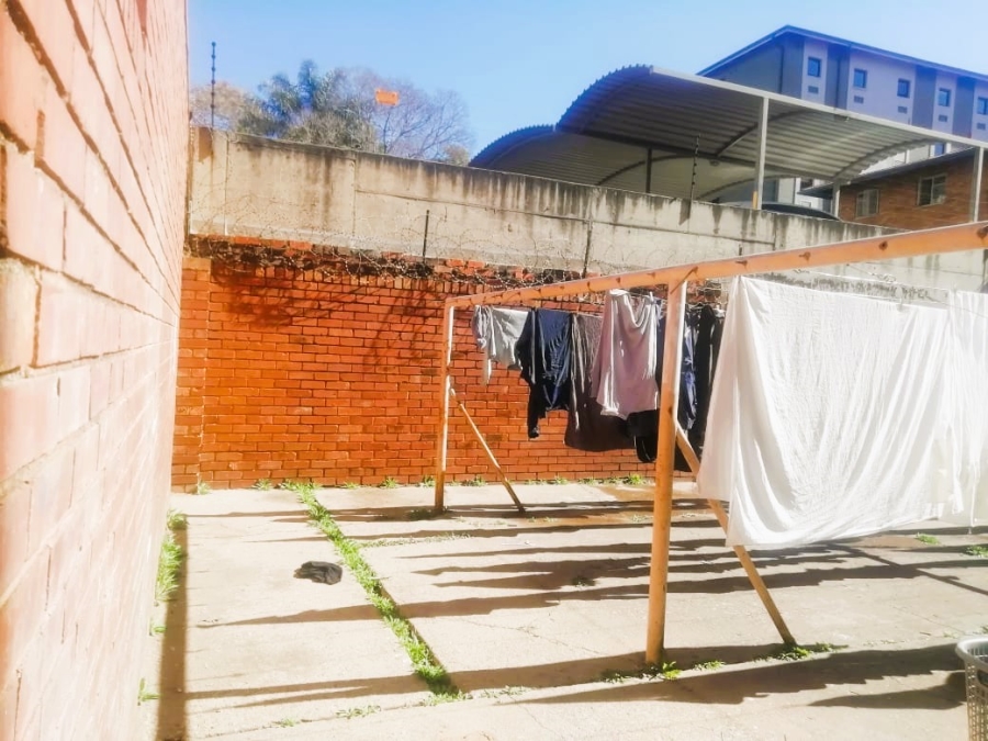 2 Bedroom Property for Sale in Pretoria Central Gauteng
