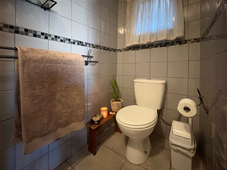 5 Bedroom Property for Sale in Bon Accord Gauteng