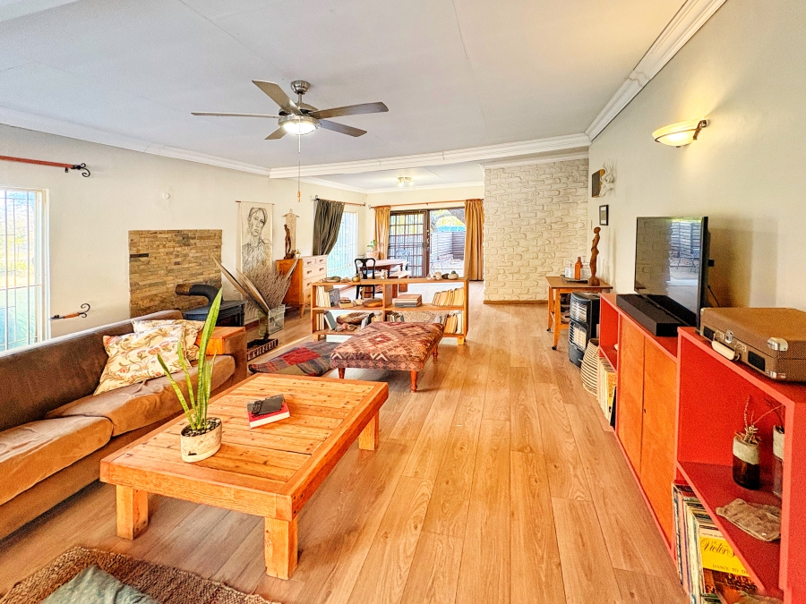 5 Bedroom Property for Sale in Bon Accord Gauteng