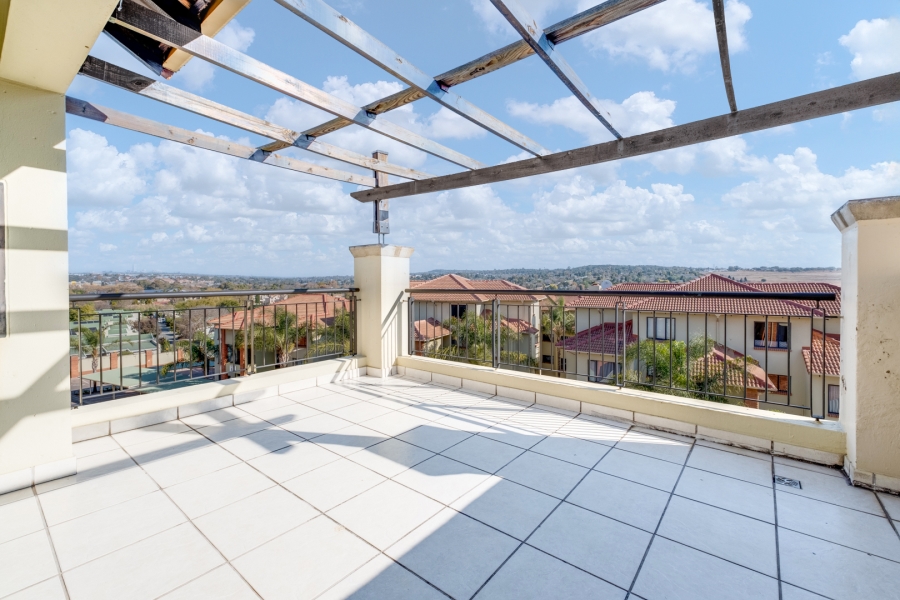 To Let 1 Bedroom Property for Rent in Sunninghill Gauteng