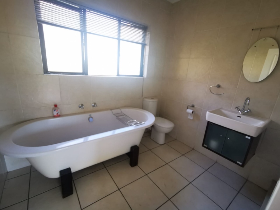 To Let 1 Bedroom Property for Rent in Sunninghill Gauteng