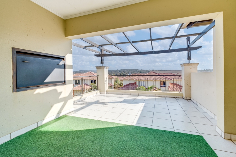 To Let 1 Bedroom Property for Rent in Sunninghill Gauteng
