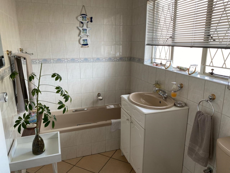3 Bedroom Property for Sale in Dunsevern Gauteng