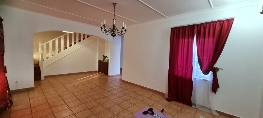 To Let 5 Bedroom Property for Rent in Edendale Gauteng
