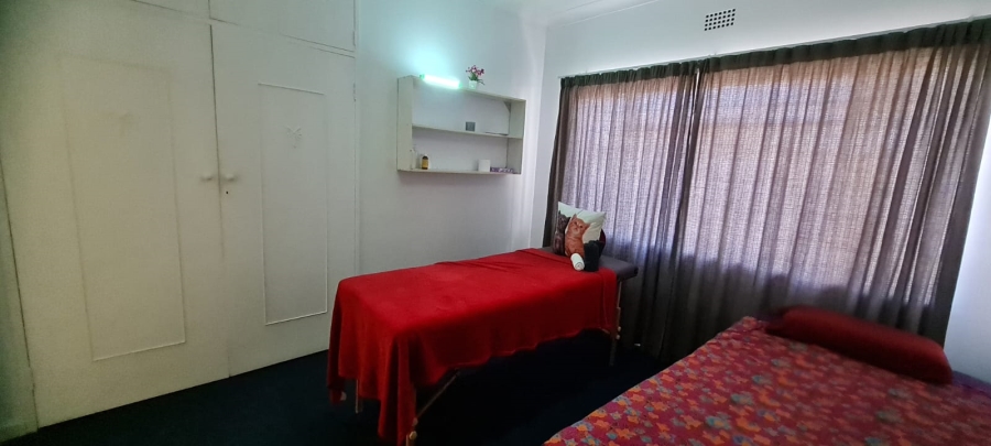 To Let 5 Bedroom Property for Rent in Edendale Gauteng