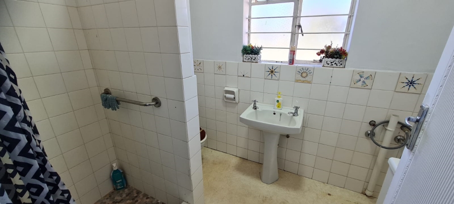 To Let 5 Bedroom Property for Rent in Edendale Gauteng