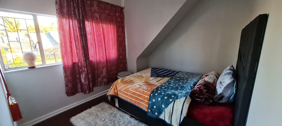 To Let 5 Bedroom Property for Rent in Edendale Gauteng