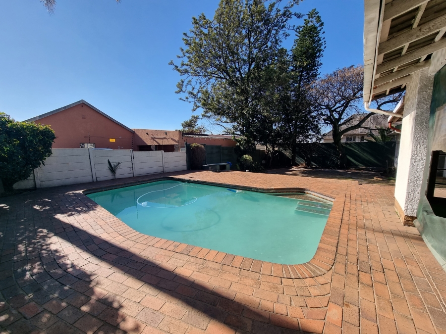To Let 5 Bedroom Property for Rent in Edendale Gauteng