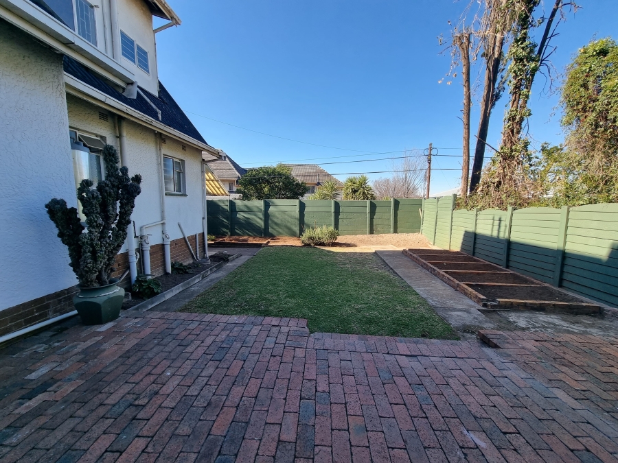 To Let 5 Bedroom Property for Rent in Edendale Gauteng