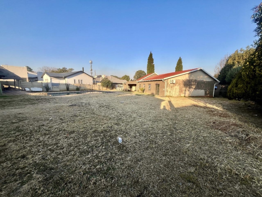 4 Bedroom Property for Sale in Brackenhurst Gauteng