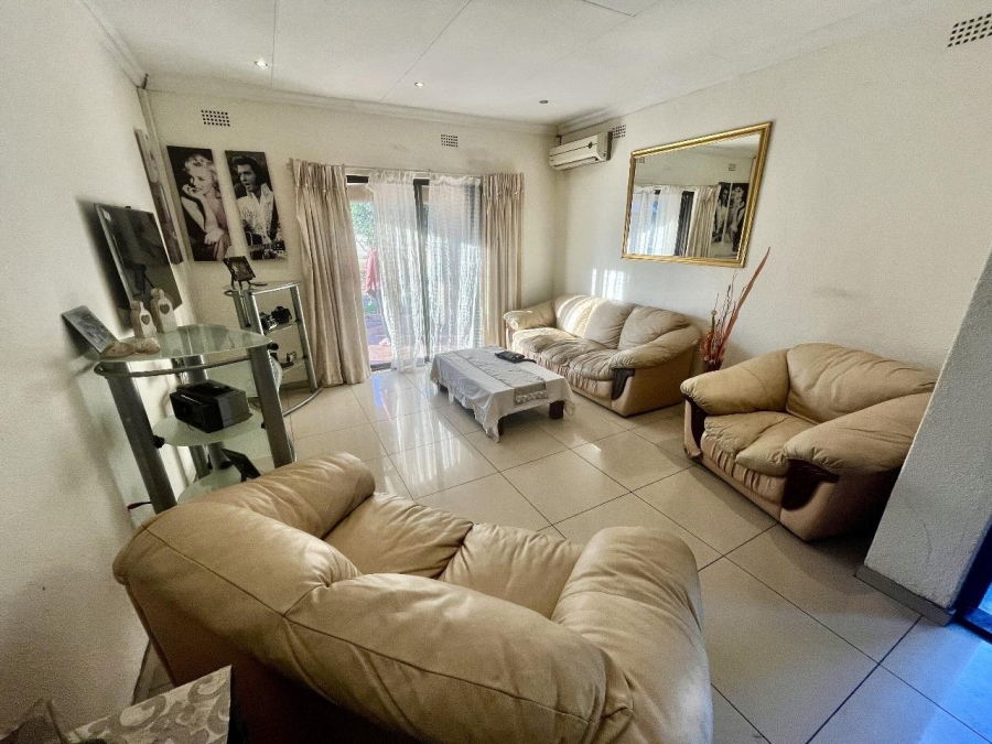 4 Bedroom Property for Sale in Brackenhurst Gauteng
