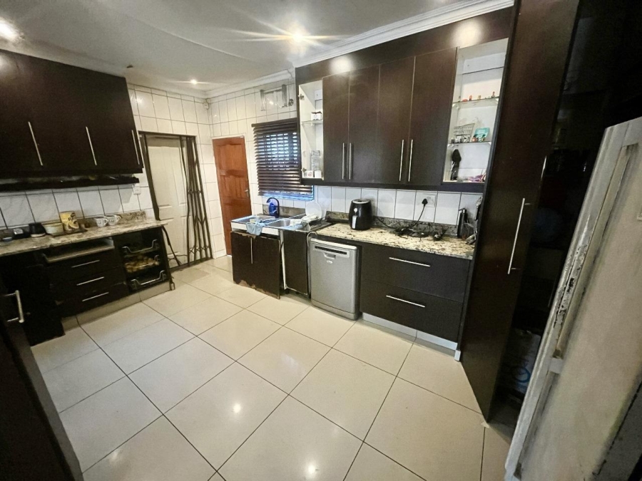 4 Bedroom Property for Sale in Brackenhurst Gauteng