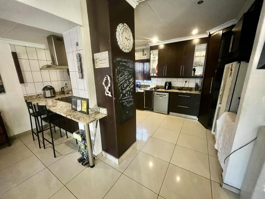 4 Bedroom Property for Sale in Brackenhurst Gauteng
