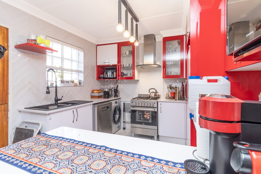 2 Bedroom Property for Sale in Bryanston Gauteng