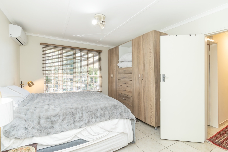 2 Bedroom Property for Sale in Bryanston Gauteng