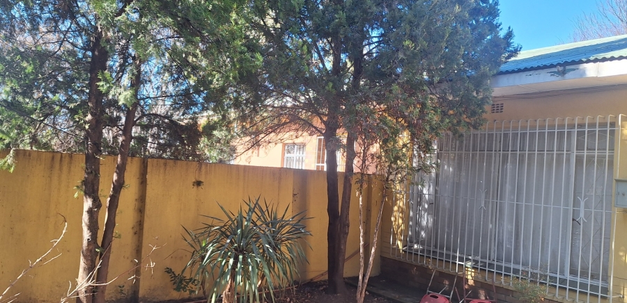 3 Bedroom Property for Sale in Vanwaartshof Gauteng