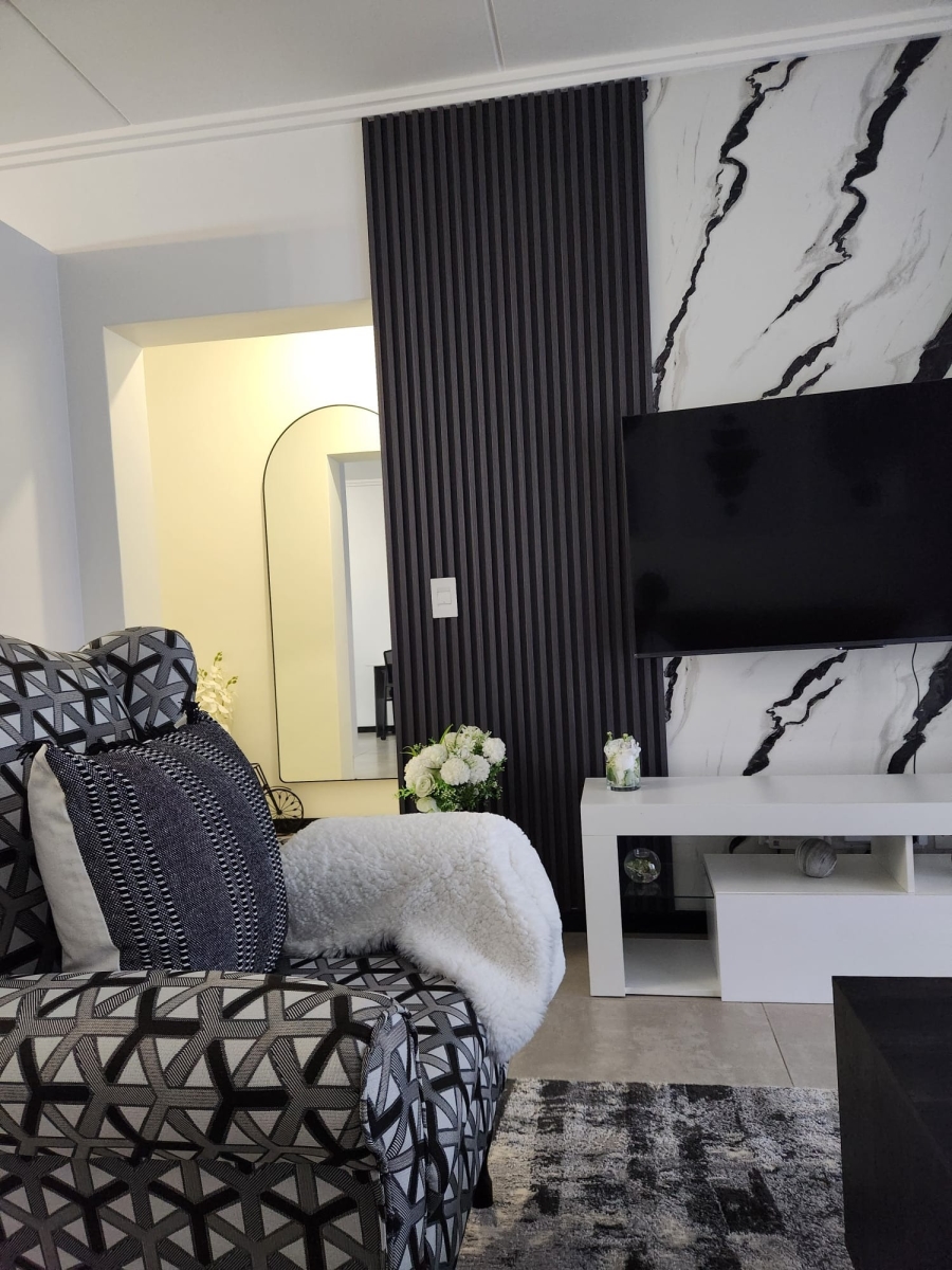 To Let 2 Bedroom Property for Rent in Fourways Gauteng