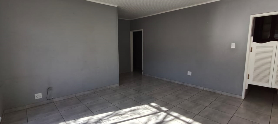 To Let 3 Bedroom Property for Rent in Three Rivers East Gauteng