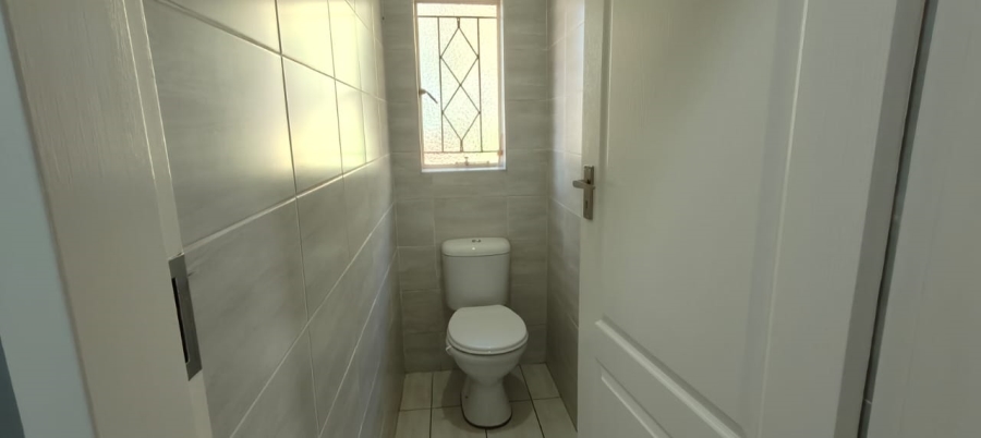To Let 3 Bedroom Property for Rent in Three Rivers East Gauteng