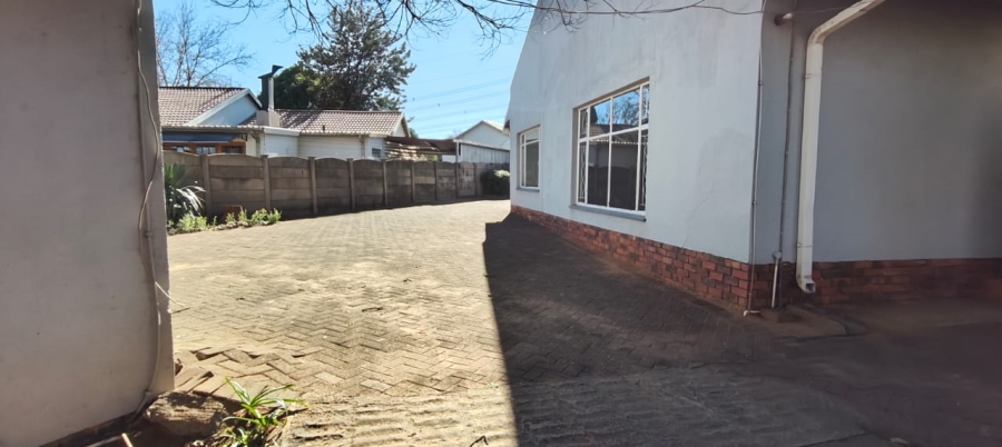 To Let 3 Bedroom Property for Rent in Three Rivers East Gauteng