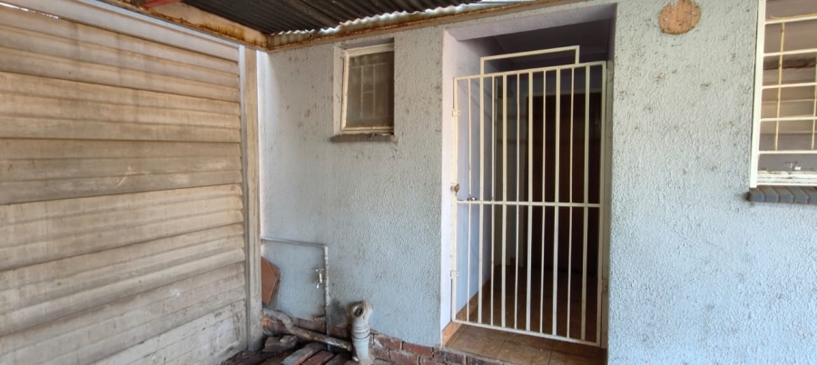 To Let 3 Bedroom Property for Rent in Three Rivers East Gauteng