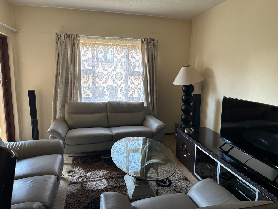 2 Bedroom Property for Sale in Noordwyk Gauteng