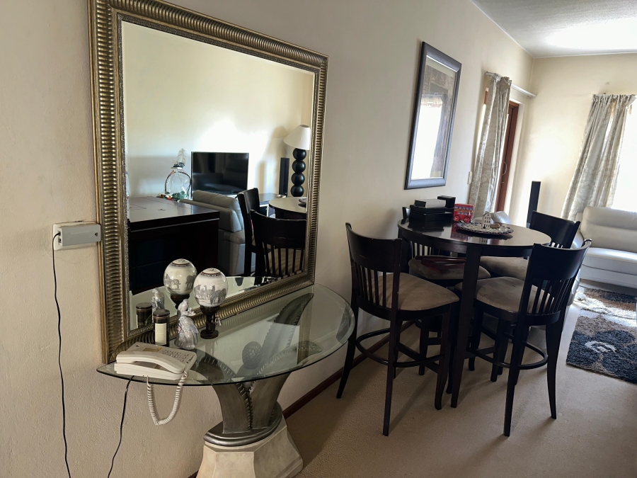 2 Bedroom Property for Sale in Noordwyk Gauteng
