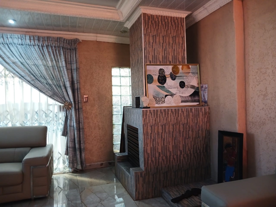 3 Bedroom Property for Sale in Bekkersdal Gauteng