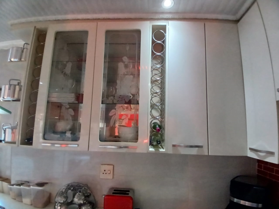 3 Bedroom Property for Sale in Bekkersdal Gauteng