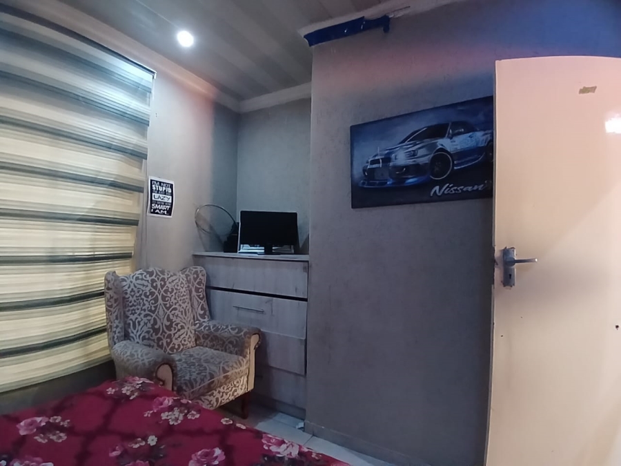 3 Bedroom Property for Sale in Bekkersdal Gauteng
