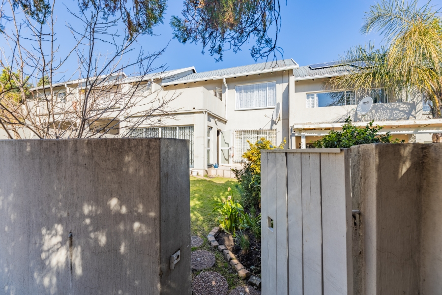 3 Bedroom Property for Sale in Rivonia Gauteng