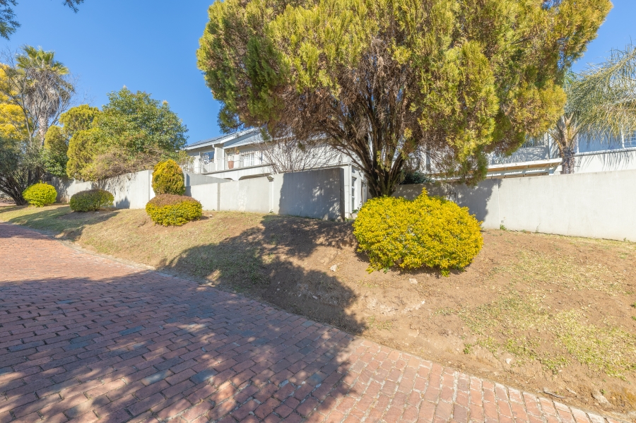 3 Bedroom Property for Sale in Rivonia Gauteng