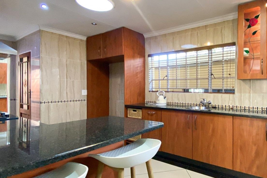 4 Bedroom Property for Sale in Sundowner Gauteng