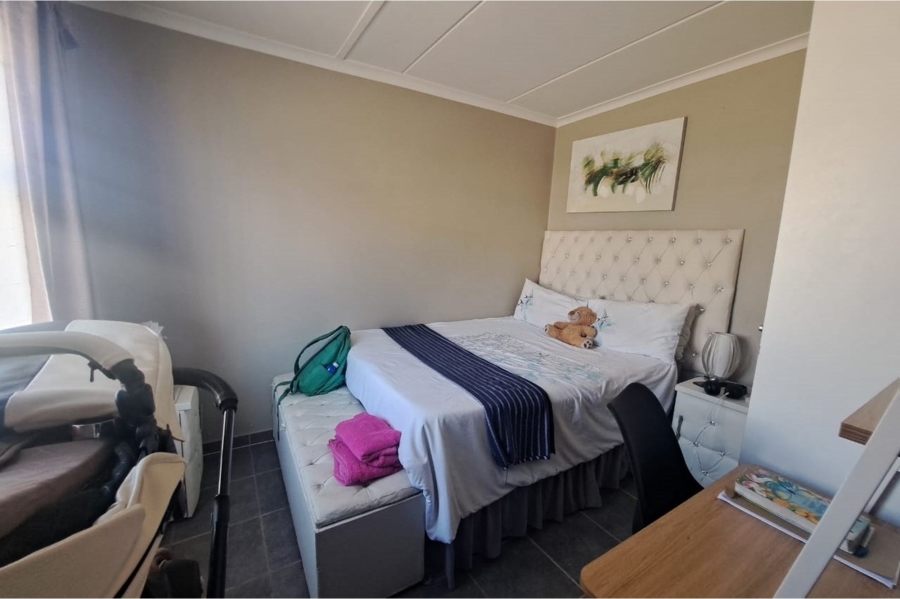 To Let 3 Bedroom Property for Rent in Noordwyk Gauteng