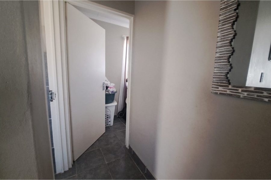 To Let 3 Bedroom Property for Rent in Noordwyk Gauteng