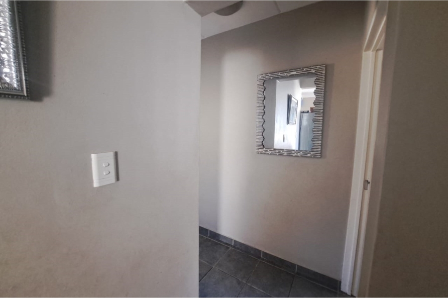 To Let 3 Bedroom Property for Rent in Noordwyk Gauteng