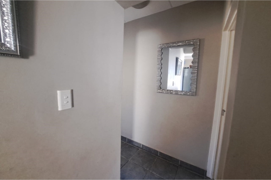 To Let 3 Bedroom Property for Rent in Noordwyk Gauteng